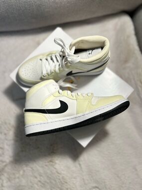 Nike Air Jordan 1 Mid in White, Pale Yellow and Black